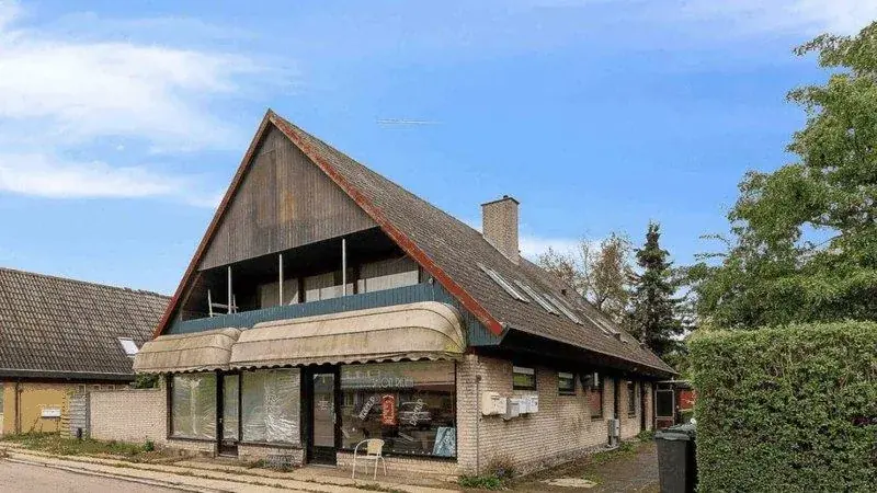 Rørsangervej facade før